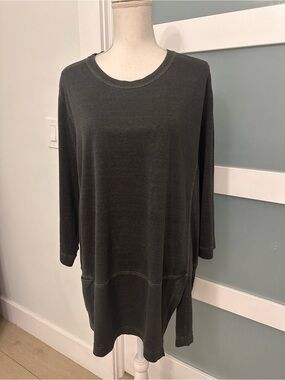 Poetry Gray 3/4 Sleeve Tunic Top SZ 16 Round Neckline Lagenlook Casual Designer